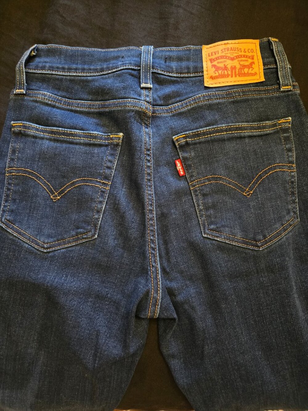 LEVIS | High Rise 724 Jeans - Picture 5 of 5